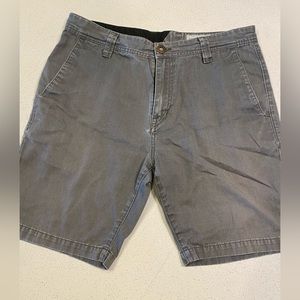Volcom Frickin’ Modern Chino shorts. Gray. 32x19